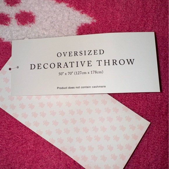 NEW! CUPCAKES & CASHMERE Hot Pink Ghosts Reversible Oversized Throw Blanket NWT! - Picture 7 of 16